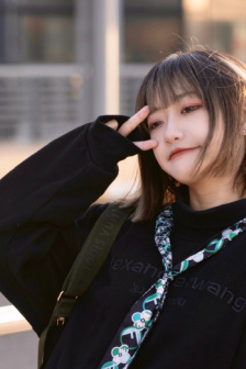 九朵云